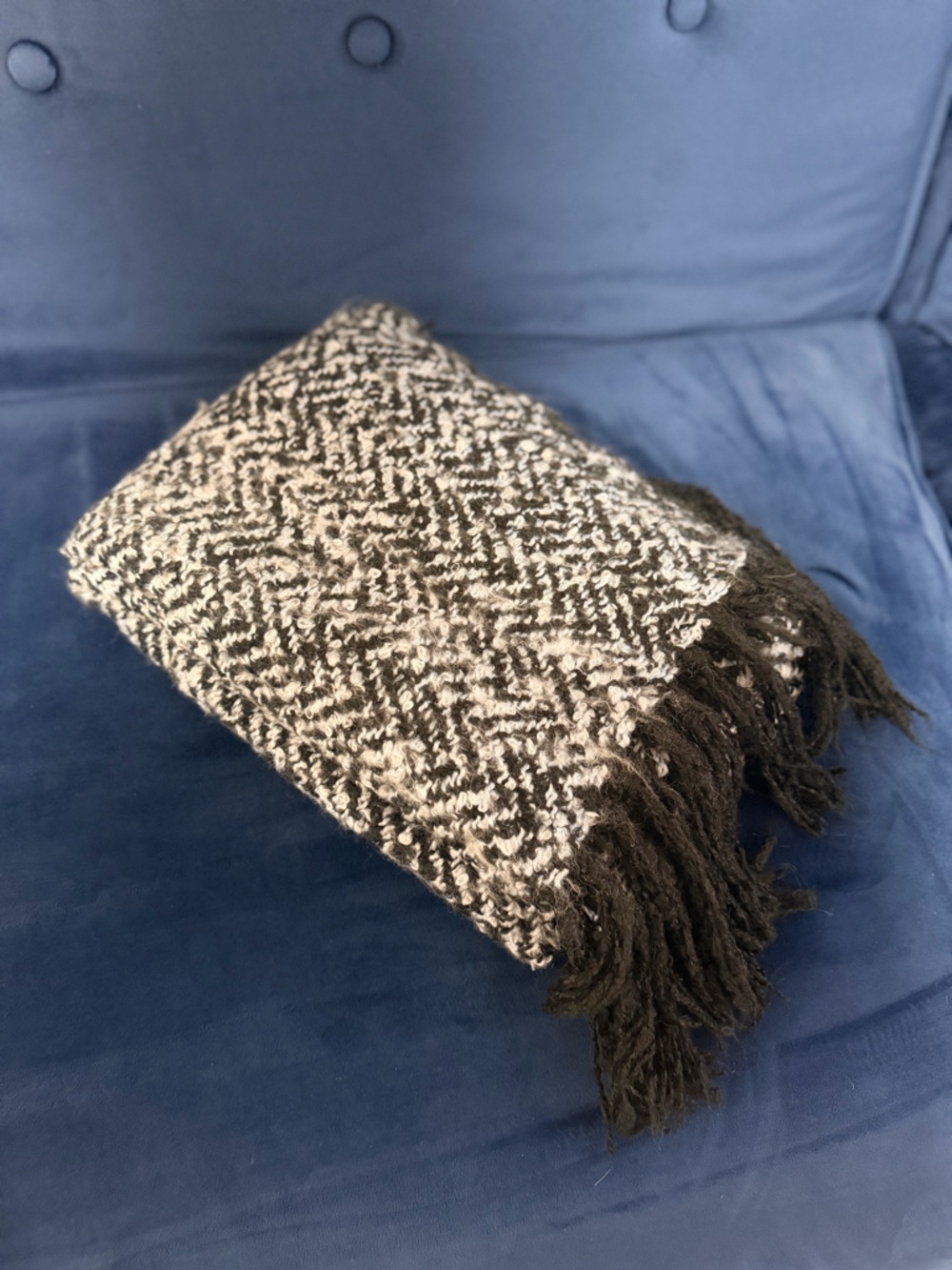 BDG Black and Blue Scarf